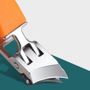 ✂️ Anti-splash angled nail clipper